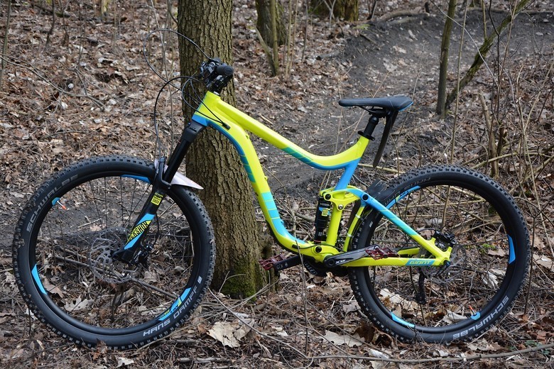 BICICLETA R.27.5 GIANT REIGN 2 2016