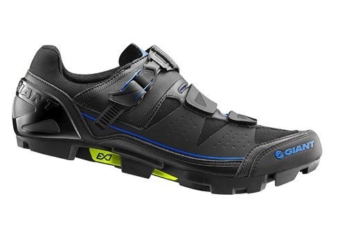 ZAPATILLA MONTAÑA GIANT AMP